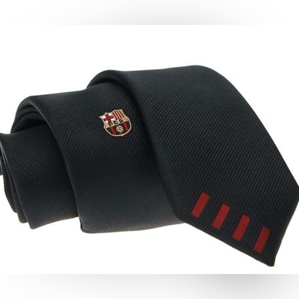 FC Barcelona Crest Tie. NEW